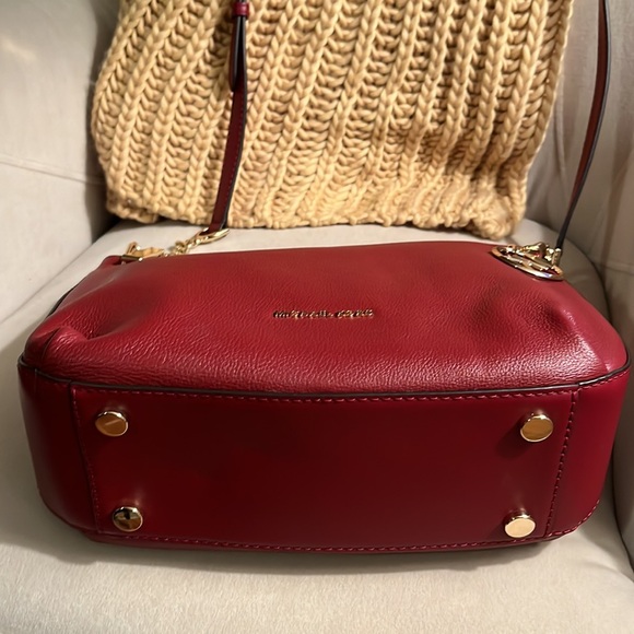 Michael Kors Large Lillie Crossbody/Messenger Bag - Picture 5 of 12